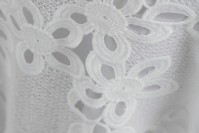 Daisy Lace